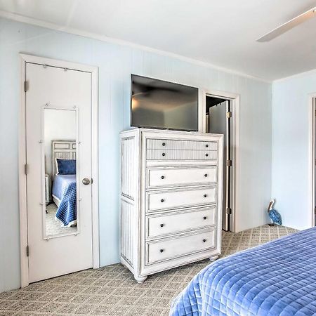 Coastal Oasis With Decks Walk To Holden Beach! Bagian luar foto