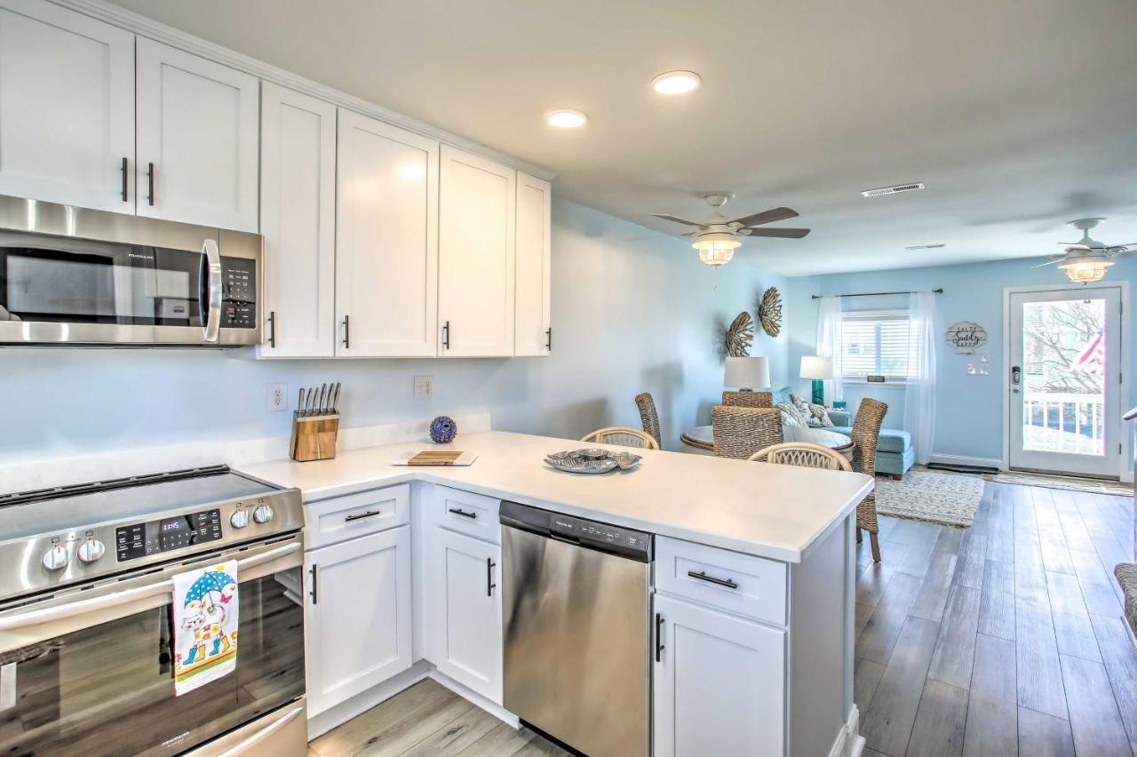 Coastal Oasis With Decks Walk To Holden Beach! Bagian luar foto