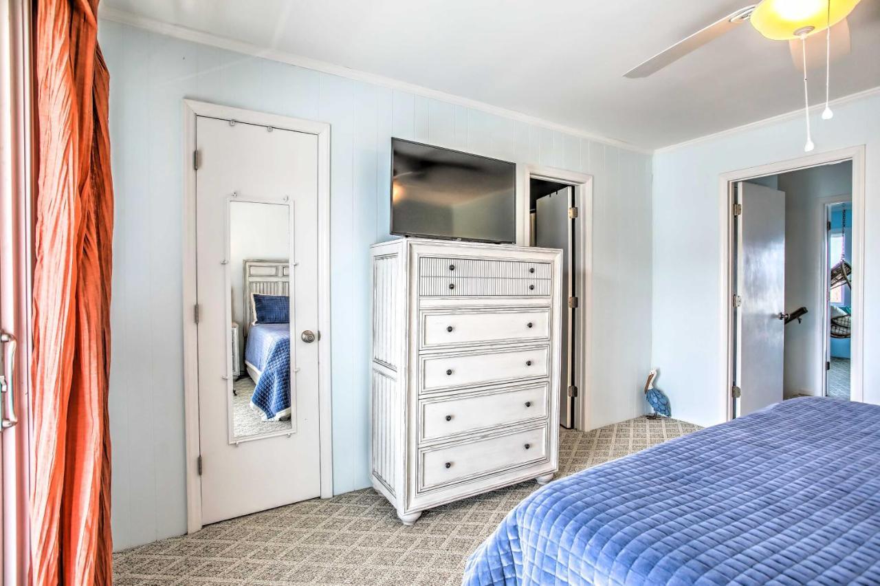 Coastal Oasis With Decks Walk To Holden Beach! Bagian luar foto
